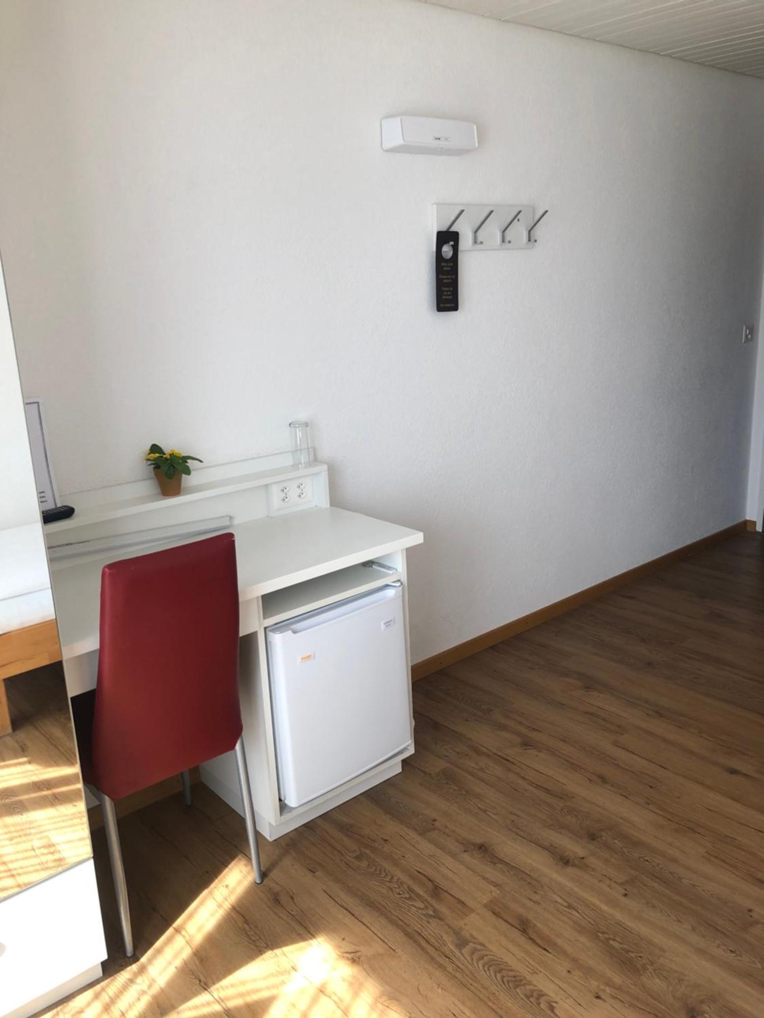 Landgasthof Zum Zimmermann Jona - Rapperswil מראה חיצוני תמונה